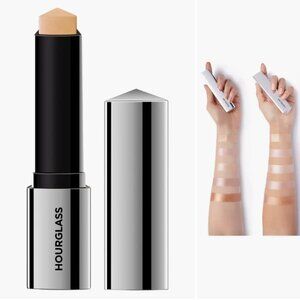 MSRP $46 | Hourglass Vanish Flash Highlighting Stick – Gold Flash – Full Size